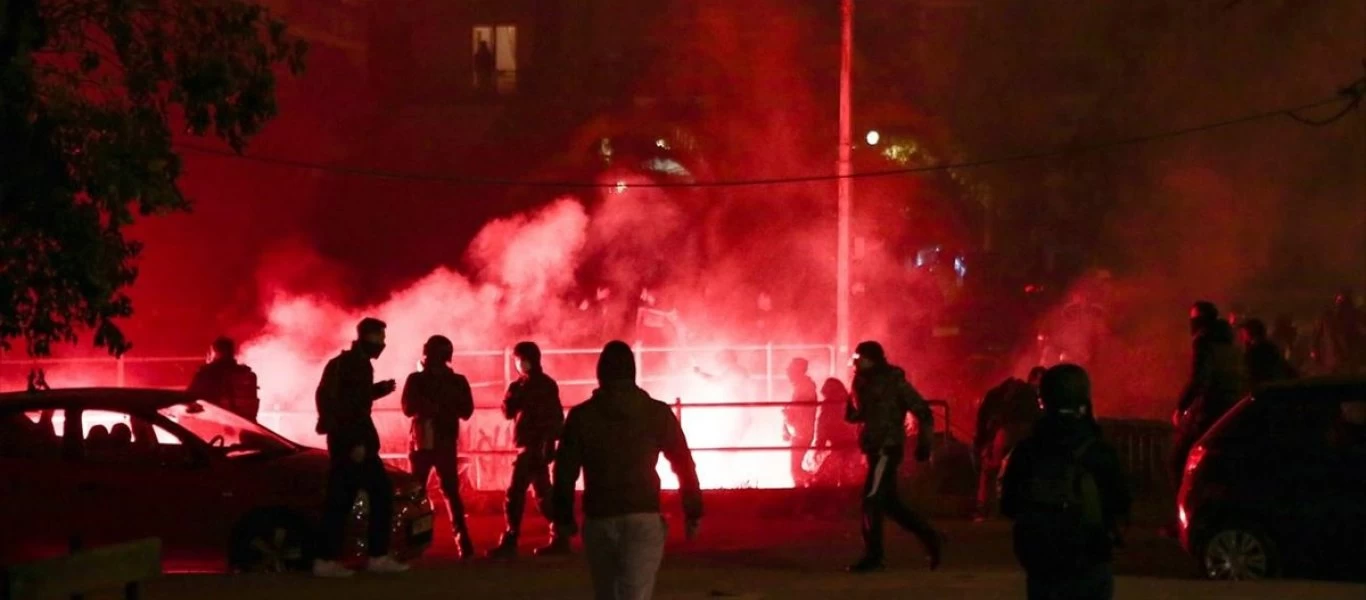 Συλλήψεις «του ποδαριού» για να δικαιολογήσει η κυβέρνηση το «σχέδιο ανωμαλίας για ανατροπή του lockdown»!